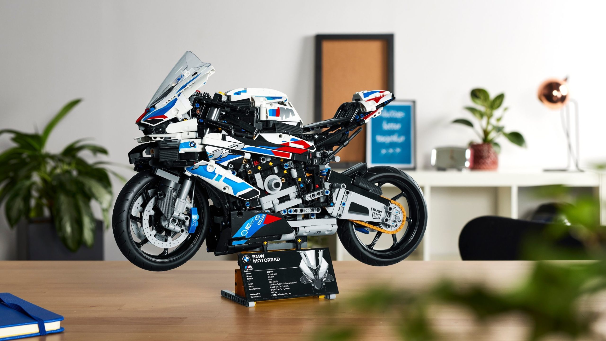 Mehr über den Artikel erfahren Die LEGO Technic BMW M 1000 RR
